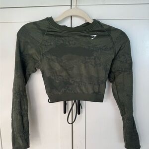 Green Gymshark Camouflage Long Sleeve Crop Top